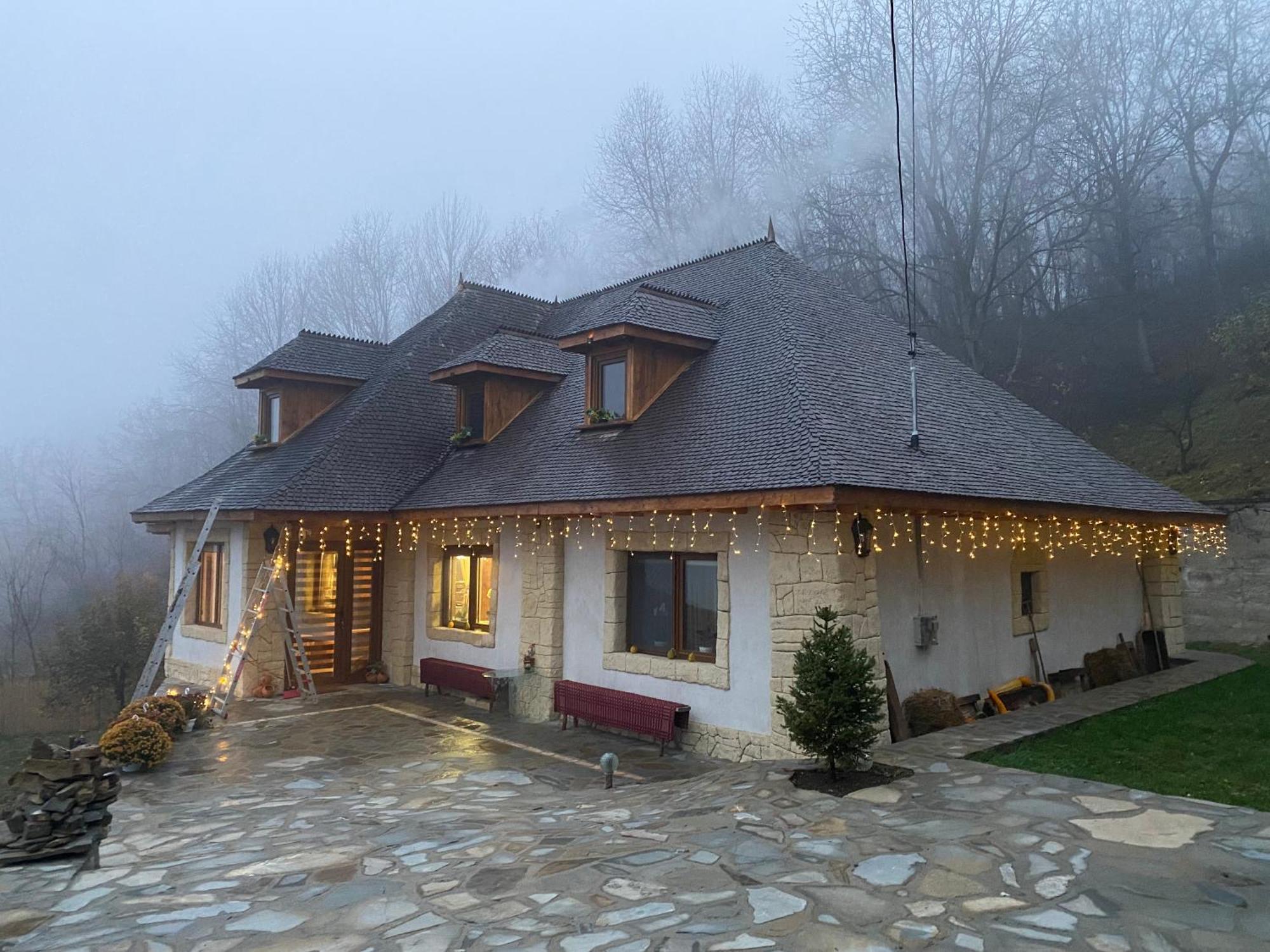 Villa Casa Cu Sindrila Vălenii de Munte Exterior foto