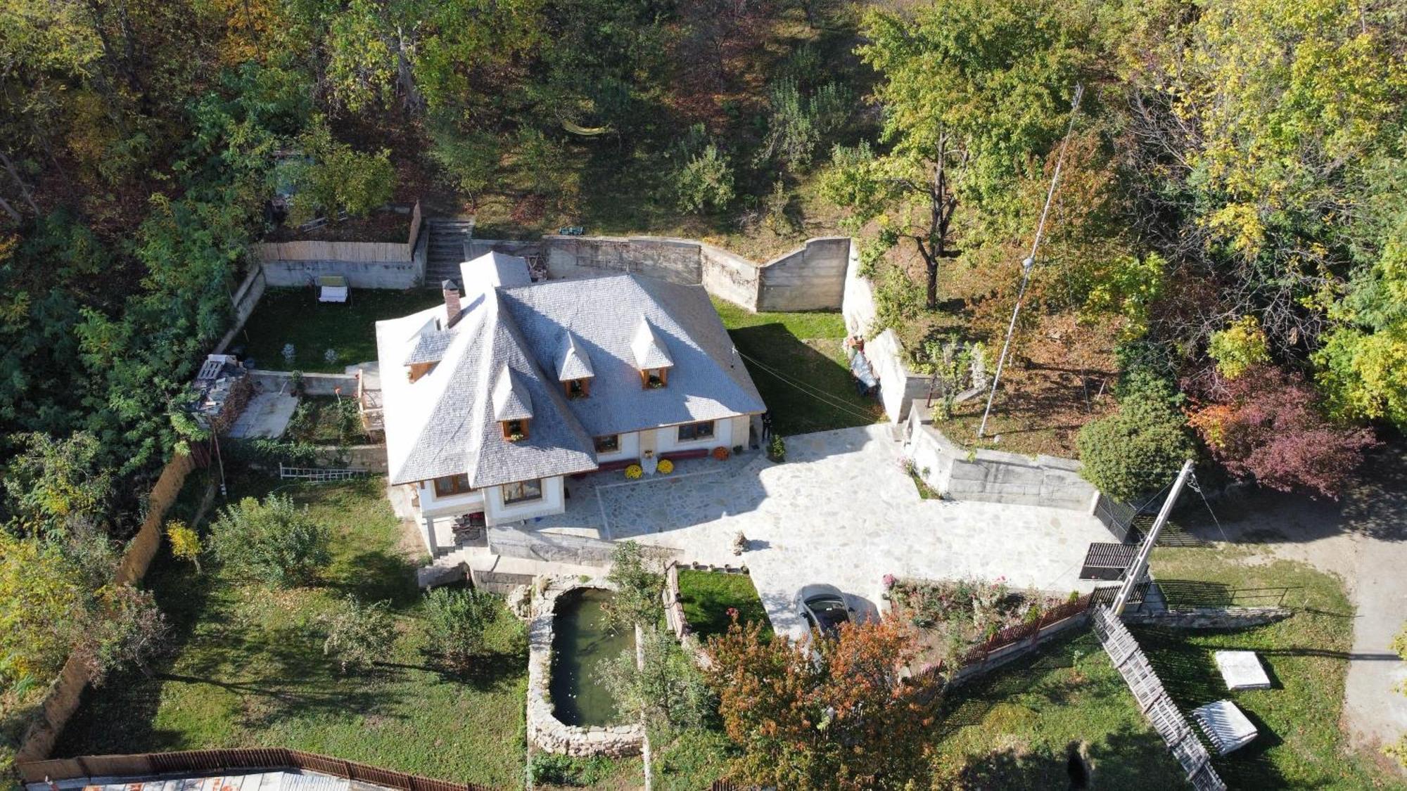 Villa Casa Cu Sindrila Vălenii de Munte Exterior foto